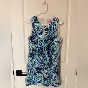 Lily Pulitzer Blue and White Patterned Sleeveless Dress